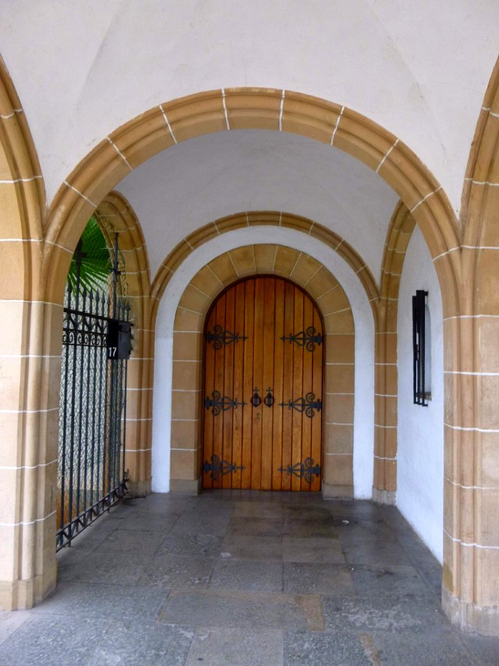 Sabadell - Iglesia de Sant Oleguer 03