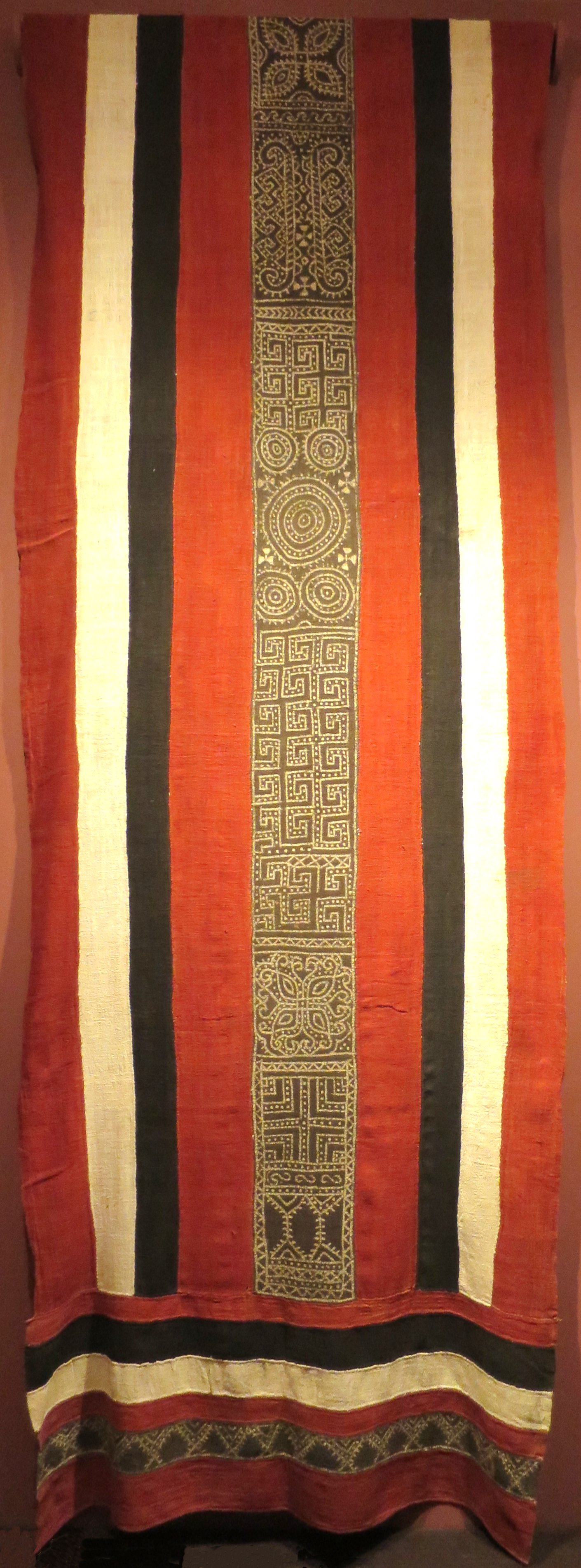 Sacred hanging from Indonesia, Honolulu Museum of Art 10386.1