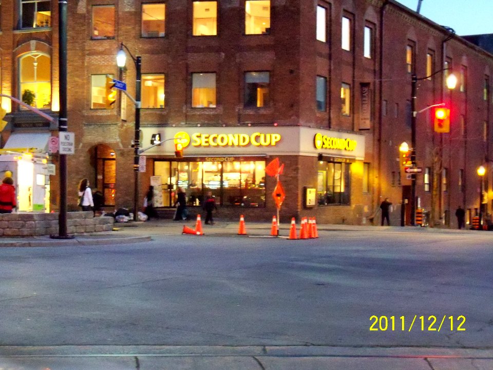 Second Cup at Church and Front streets, Toronto -d