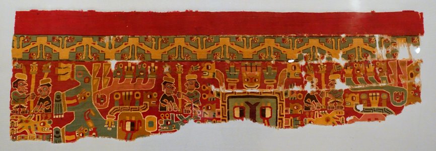 Sacrificial textile, Peru, Wari style, 8th century AD, cotton, camelid hair - Textile Museum, George Washington University - DSC09652