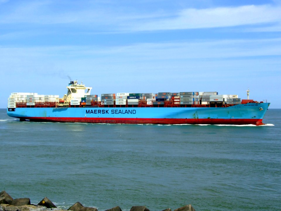 Sealand New York p13 approaching Port of Rotterdam, Holland 08-Jul-2007