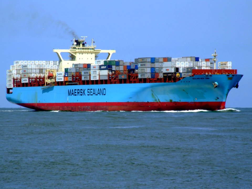 Sealand New York p08 approaching Port of Rotterdam, Holland 08-Jul-2007