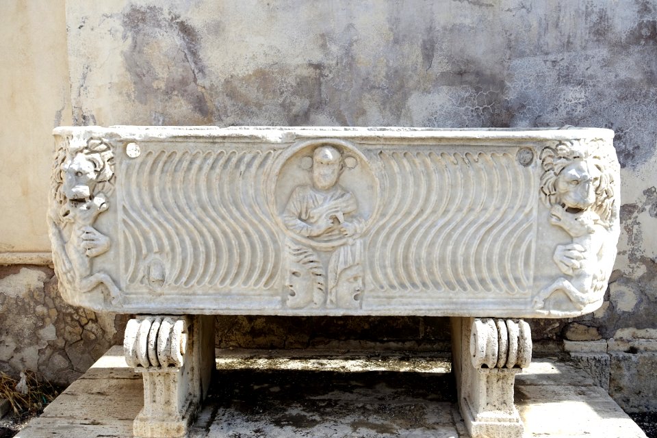 Sarcophagus outside Galleria Borghese - Rome, Italy - DSC04586