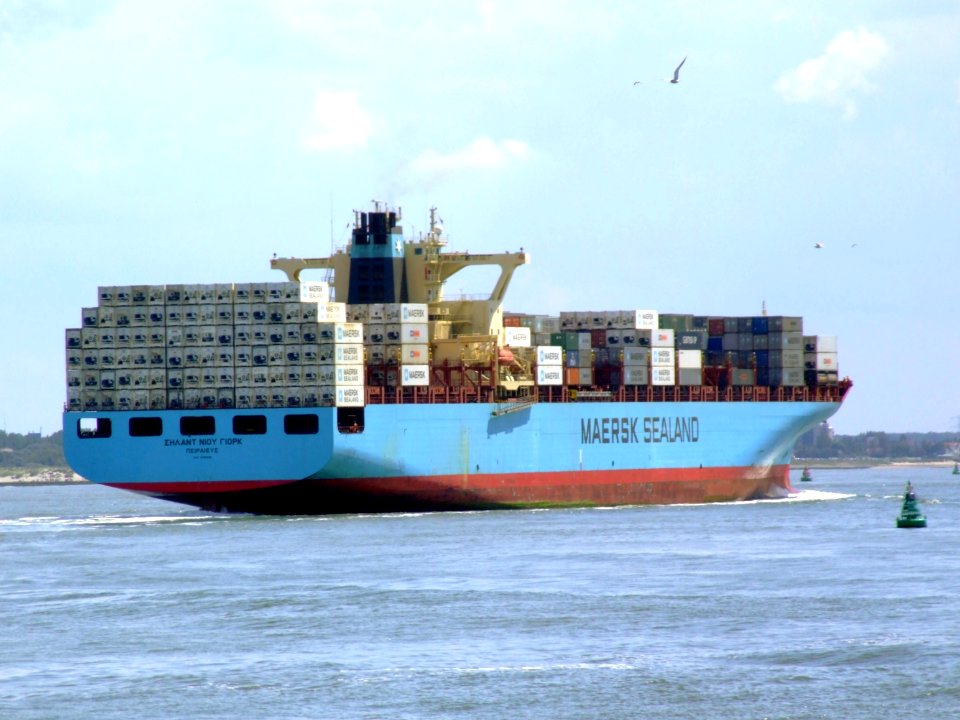 Sealand New York pG approaching Port of Rotterdam, Holland 08-Jul-2007