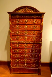 Secretary, France, 1804-1814, amboyna wood veneered on pine, gilt-bronze mounts, 23.147.1 - Metropolitan Museum of Art - New York City - DSC07689