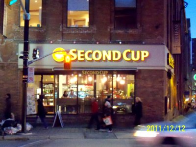 Second Cup at Church and Front streets, Toronto -f