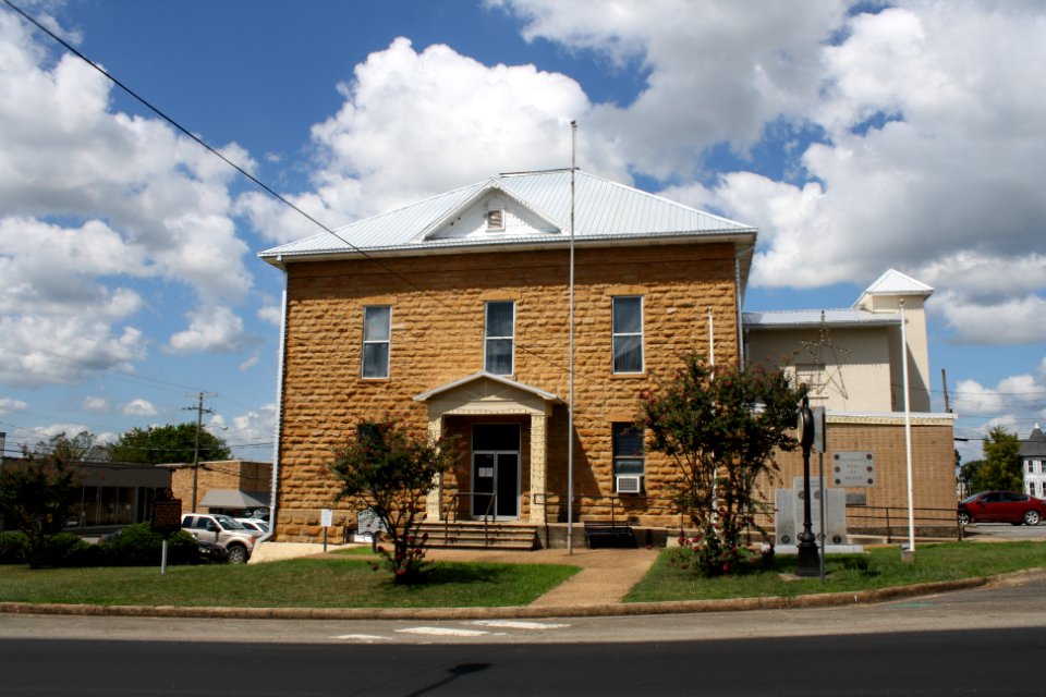 Searcy County Courthouse