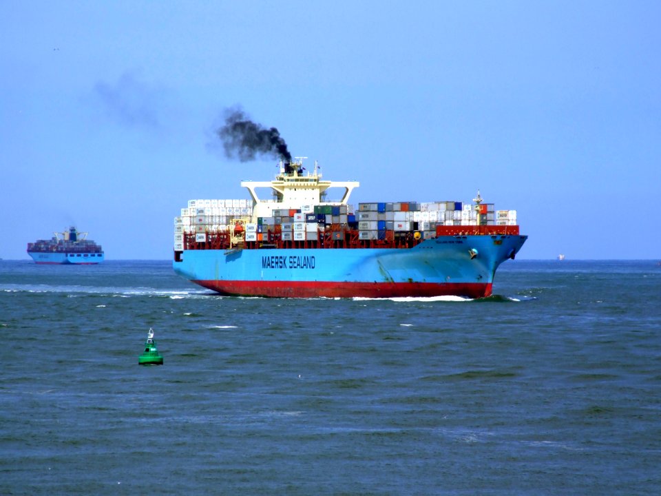Sealand New York p02 approaching Port of Rotterdam, Holland 08-Jul-2007