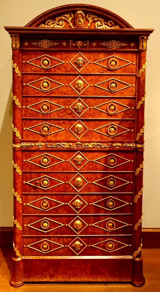 Secretary, France, 1804-1814, amboyna wood veneered on pine, gilt-bronze mounts, 23.147.1 - Metropolitan Museum of Art - New York City - DSC07689 (cropped and fixed angles)