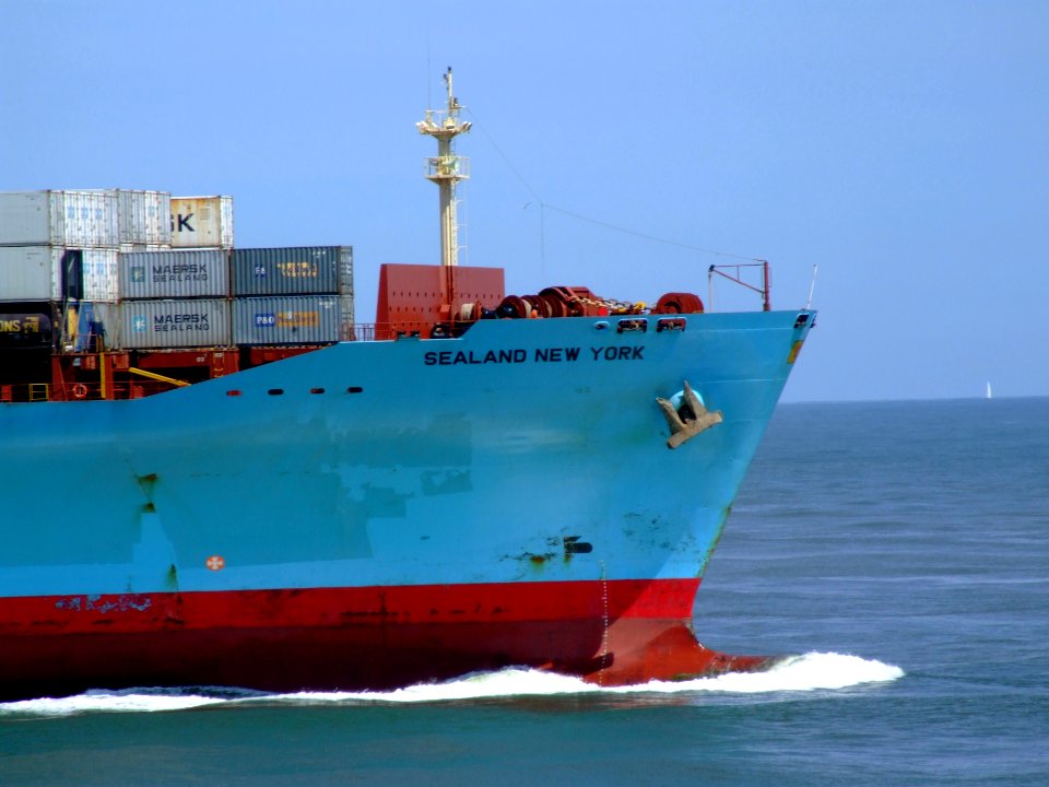 Sealand New York p14 approaching Port of Rotterdam, Holland 08-Jul-2007