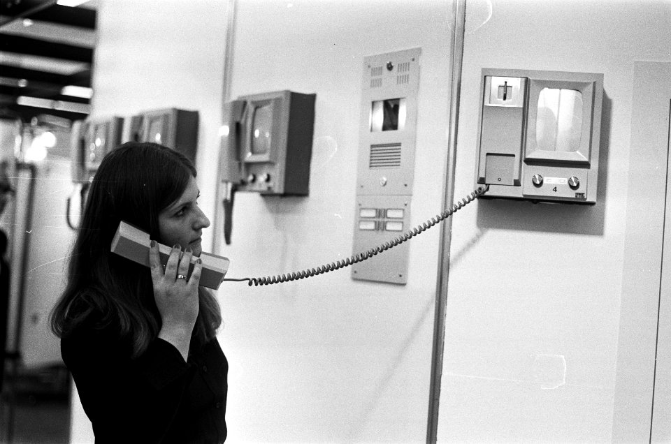 Security75 in Jaarbeurs Utrecht, monitor voor huiselijk gebruik, Bestanddeelnr 927-8093