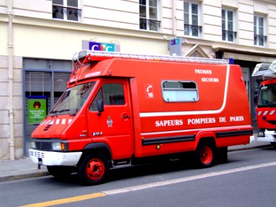 Sapeurs Pompiers de Paris Renault B110