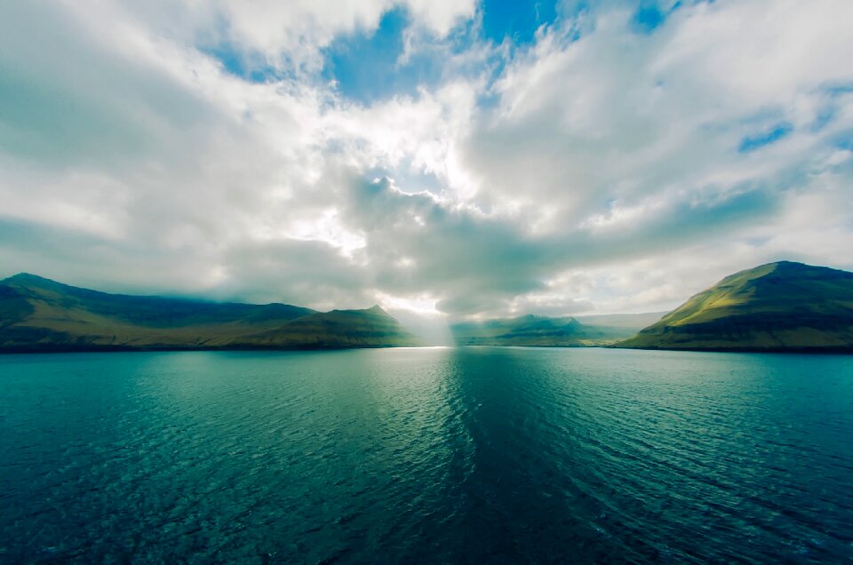 Ocean water reflections