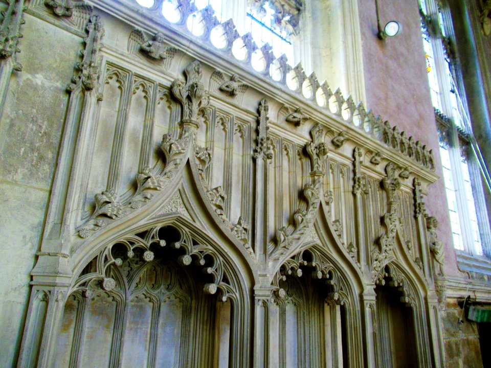 Sedilia, St Mary, Adderbury 01