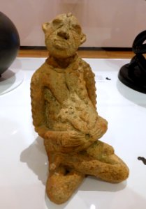 Seated female figure, Jenne people, Inland Niger Delta region, Mali, c. late 13th to 17th century AD, terracotta - Krannert Art Museum, UIUC - DSC06149
