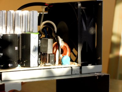 Seasonic 200 Watt Netzteil PCB -Netzspannungsteil mit PBL405-Brückengleichrichter- im Mai 2020