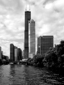 Sears (Willis) Tower and 311 South Wacker, 2013-09-21