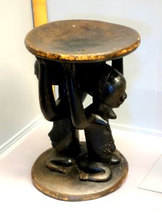 Seat (lupona), Shaba - Luba - Royal Museum for Central Africa - DSC06118