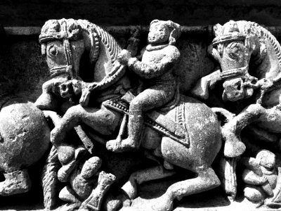Sculptures at the Kesava Temple, Somnathpur 18 photo