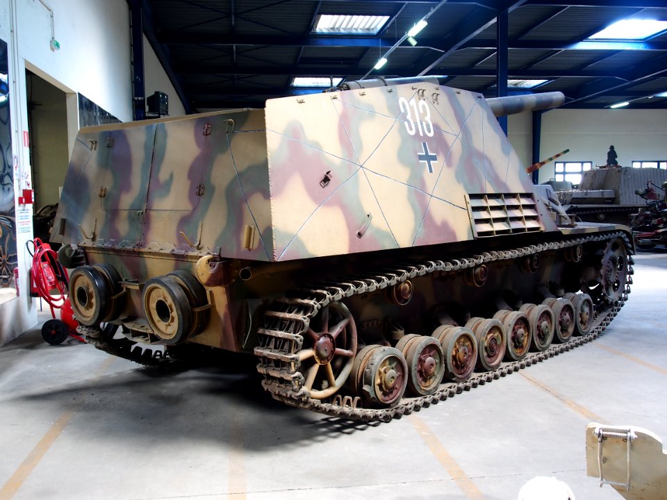 SdKfz 165 Hummel, Musée des Blindés, France, pic-5
