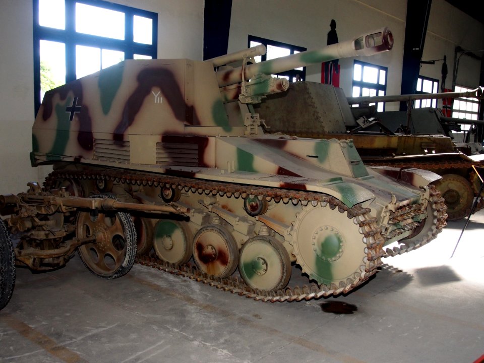 SdKfz 124 Wespe in the Musée des Blindés, France, pic-1