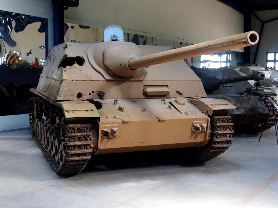 Sd.Kfz. 162-1 Jagdpanzer IV-70(A) in the Musée des Blindés, France, pic-2