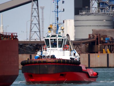 SD Rebel, IMO 9600774 in the Mississippi harbor, Port of Rotterdam