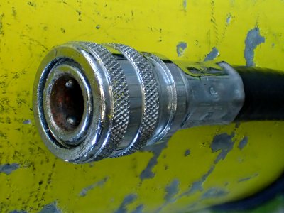 Seatec quick disconnect end fitting P8180016