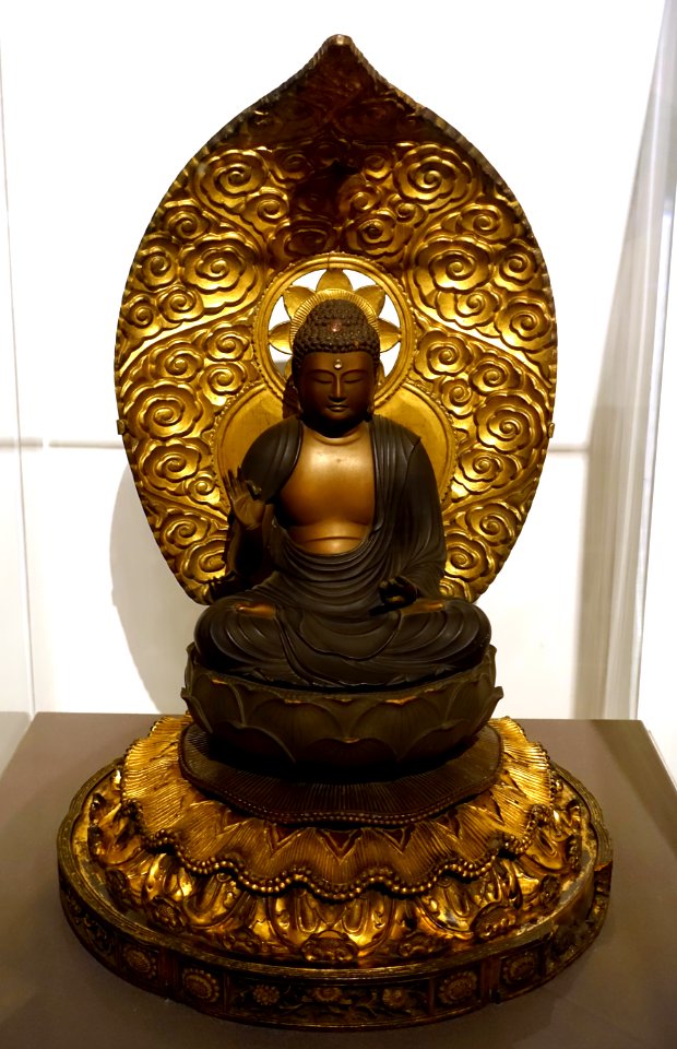 Seated Buddha, Japan, Edo period, 1800s, gilt wood - John and Mable Ringling Museum of Art - Sarasota, FL - DSC00712