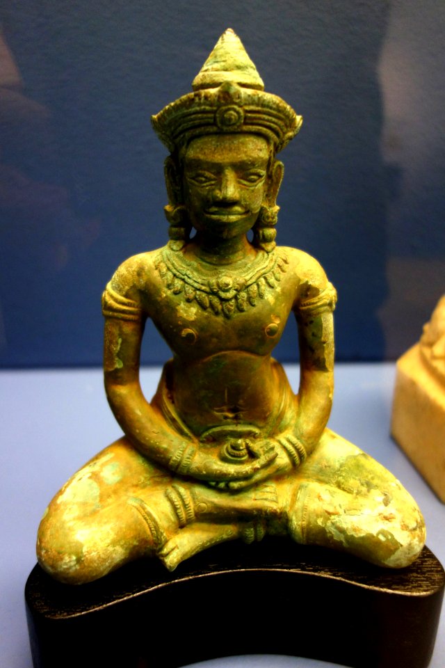 Seated Buddha, Cambodia, Bayon style, 12th-13th century AD, bronze - Fitchburg Art Museum - DSC08737