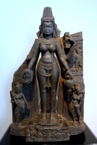 Sarasvati, East India, 11th-12th century AD, basalt - Matsuoka Museum of Art - Tokyo, Japan - DSC07051