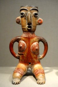 Seated female, Mexico, Zacatecas, 2nd century AD, earthenware and pigment - De Young Museum - DSC00513