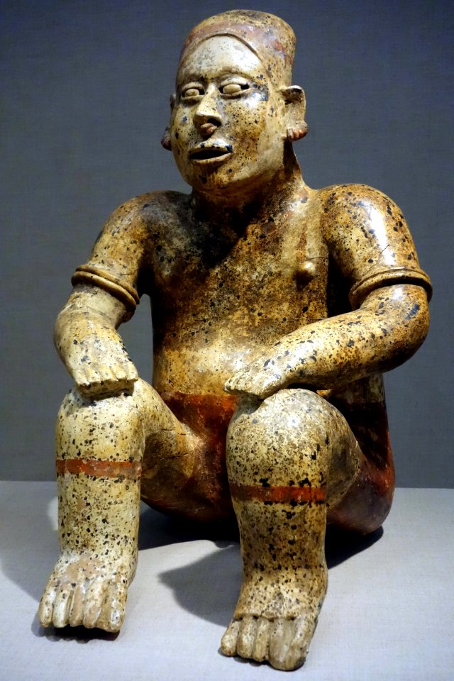 Seated male, West Mexico, Jalisco, 300 BC to 300 AD, earthenware and pigment - De Young Museum - DSC00491
