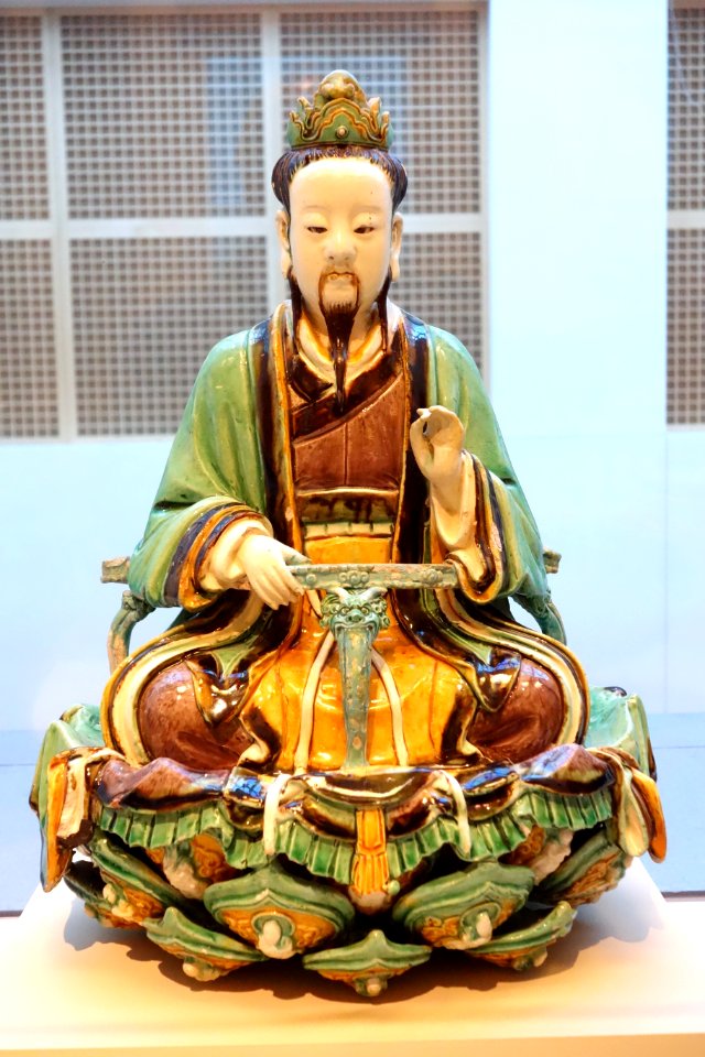 Seated Buddha, China, Cizhou, Central Plains, Ming dynasty, stoneware with multicolor glazes - Asian Art Museum of San Francisco - DSC01388