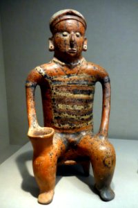 Seated figure, Mexico, Colima, 300 BC to 300 AD, earthenware and pigment - De Young Museum - DSC00479