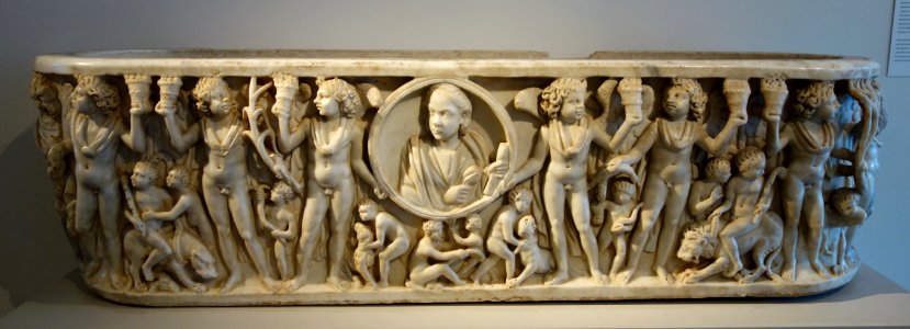 Season Sarcophagus, Roman, 260-280 AD, marble with traces of polychrome - California Palace of the Legion of Honor - DSC07602