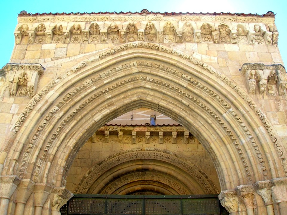 Segovia - San Juan de los Caballeros-Museo Zuloaga 02