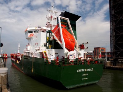 Sarah Wonsild - IMO 9010943, Boudewijnsluis, Port of Antwerp pic8