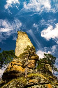 Natural stone wall observation deck