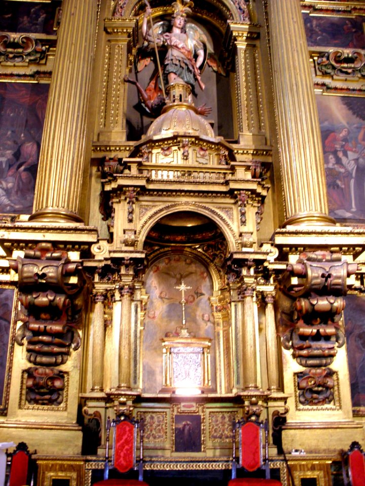 Segovia - Iglesia de San Miguel 15