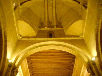 Segovia - Iglesia de San Millán, interior 06