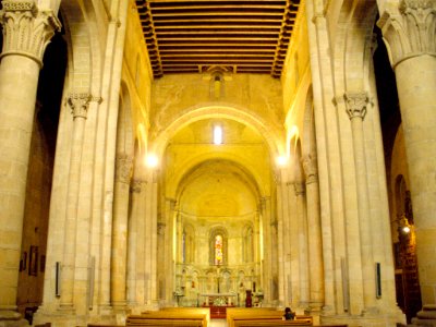 Segovia - Iglesia de San Millán, interior 01