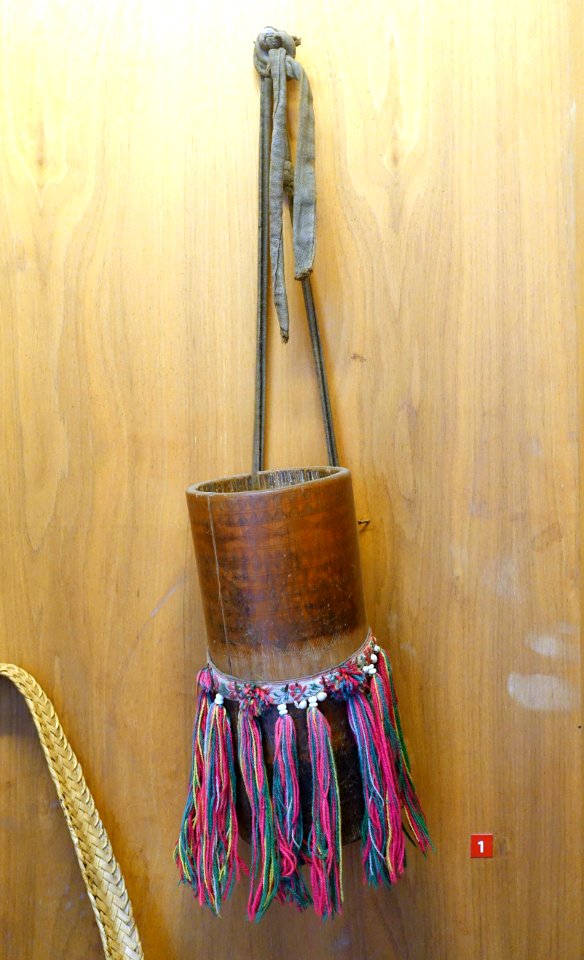 Seed container, Lo Lo - Vietnam Museum of Ethnology - Hanoi, Vietnam - DSC03107
