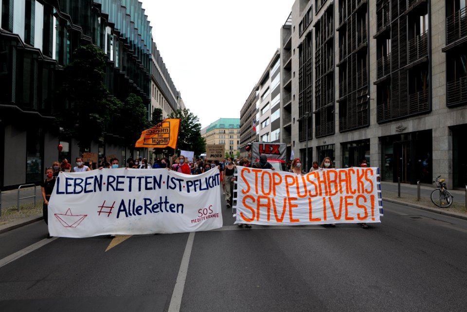 Seebrücke demonstration Berlin 2020-07-25 27