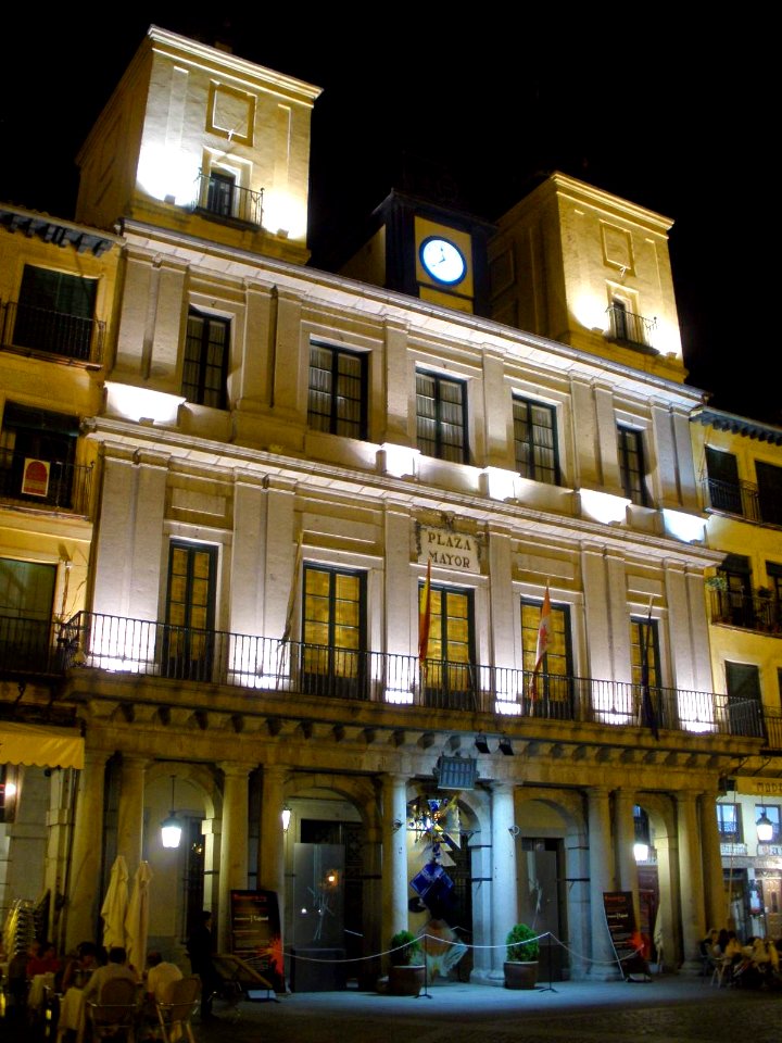 Segovia - Plaza Mayor y Ayuntamiento 3