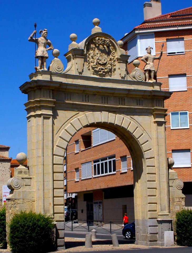 Segovia - Puerta de Madrid