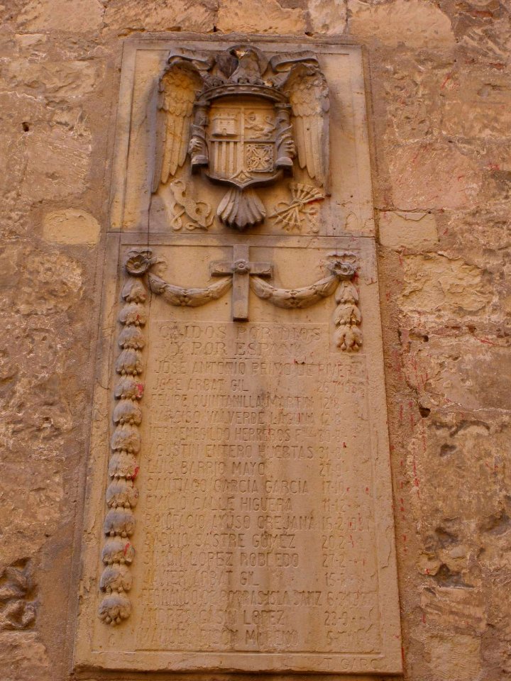 Segovia - Iglesia de San Miguel 06