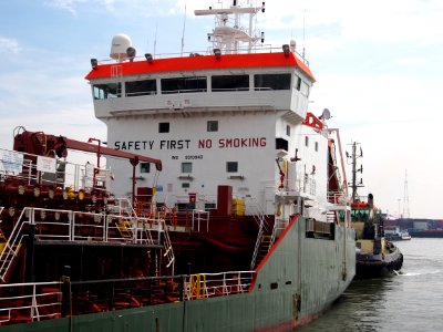 Sarah Wonsild - IMO 9010943, Boudewijnsluis, Port of Antwerp pic4