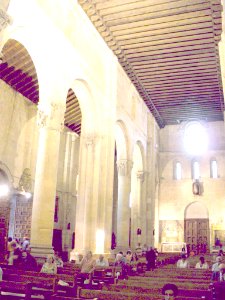 Segovia - Iglesia de San Millán, interior 12