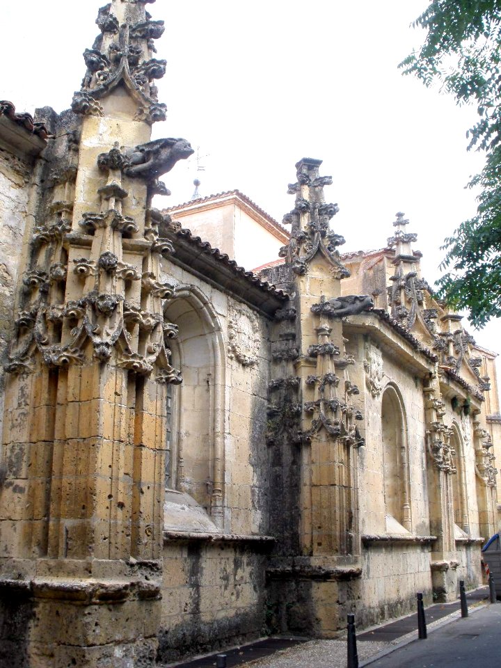Segovia - Monasterio de Santa Cruz la Real-IE Universidad, exterior 06